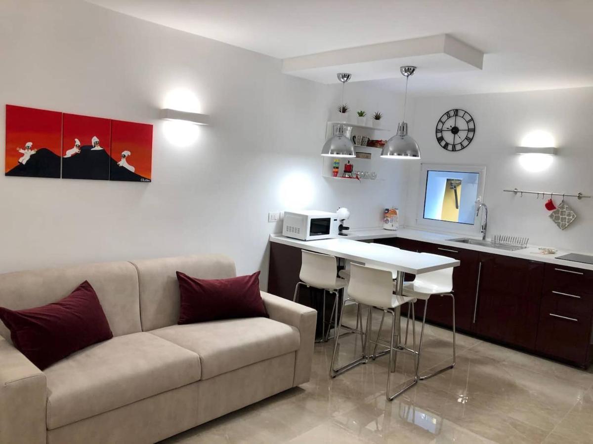 Rosso Partenopeo Suite Naples Exterior photo