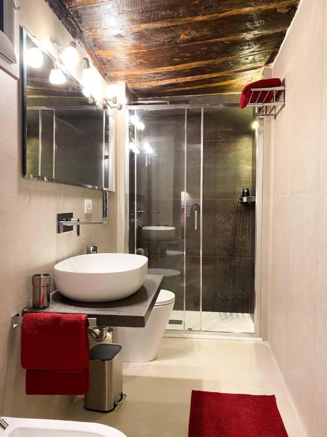 Rosso Partenopeo Suite Naples Exterior photo